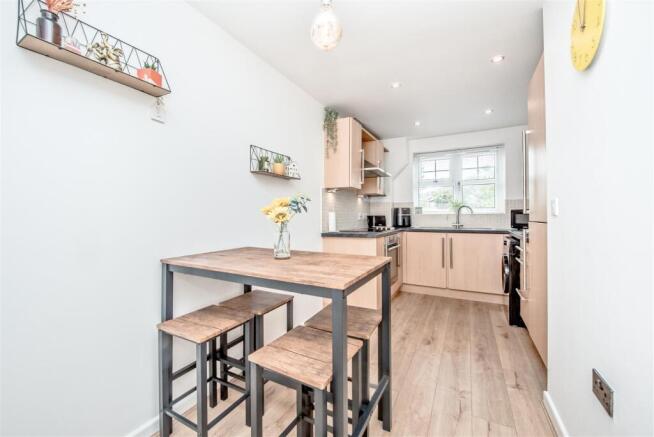 Fitted Dining Kitchen: