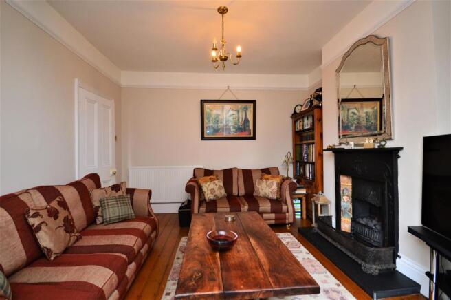 16 Lounge 2 Kings Acre.JPG