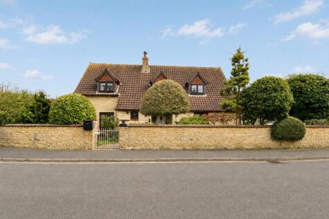 Waterloo Close, Caythorpe, Lincs