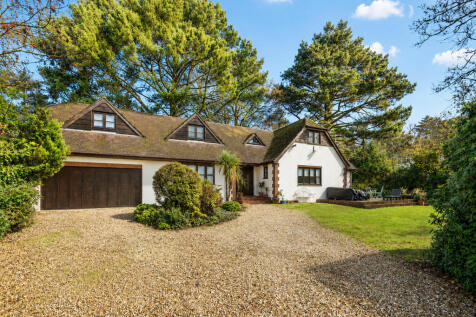 Whincroft Drive, Ferndown, BH22 9