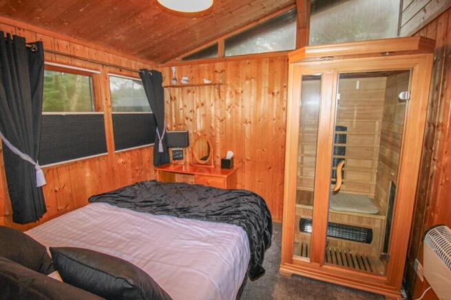 BEDROOM TWO.jpg