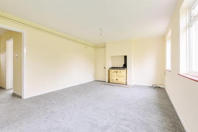 Dining/family room