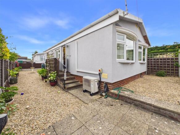 Harthurstfield Park, Fiddlers Green Lane, Cheltenham, Gloucestershire, GL51 photo 4
