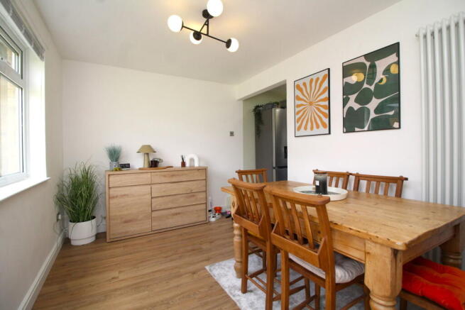 Snowdon Avenue, Oakham, LE15 6PL photo 4