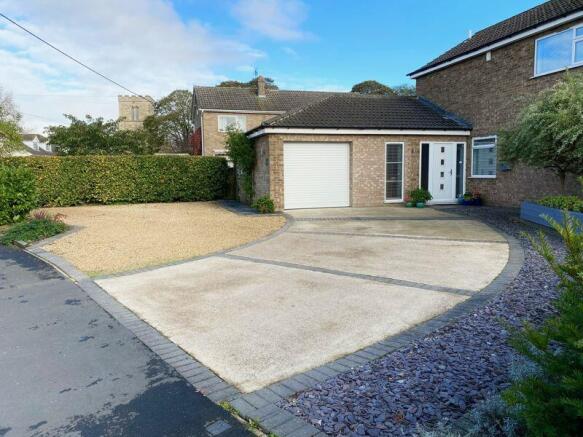 Driveway/garage