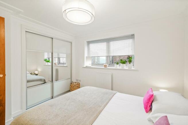 Halcyon Place