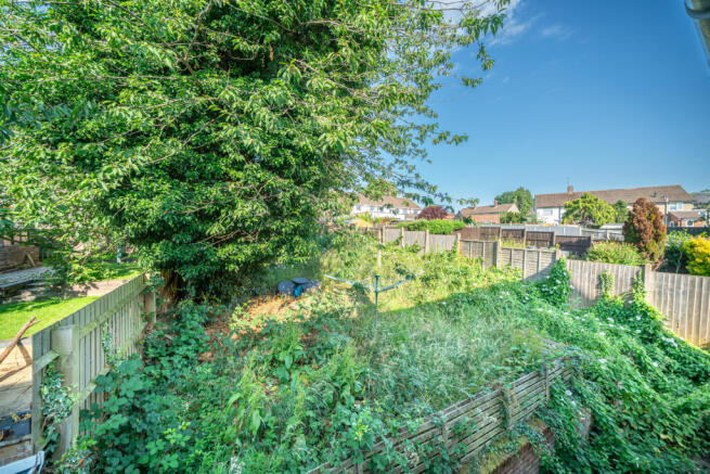 Merrow Drive, Hemel Hempstead, Hertfordshire, HP1 2LZ photo 4