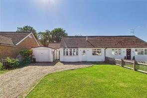 17, Manor Grove, Fifield, Maidenhead SL6 2PQ