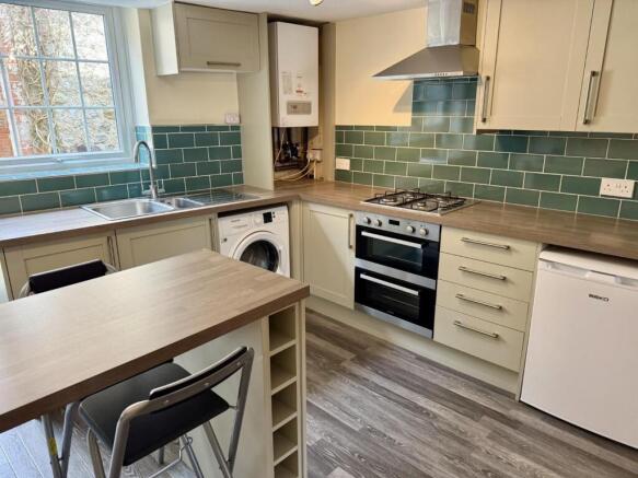 High Street kitchen 2.jpg