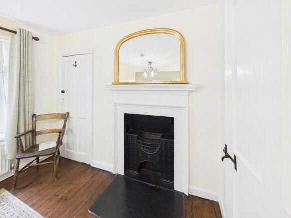 2 bed Cottage for sale Image 6