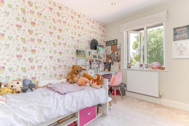 3 bed Semi-Detached for sale Image 9