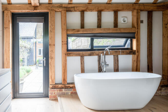 216086 - TMH_THE_BARN_CANTERBURY_LANDSCAPE-EDIT...