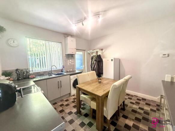 2 bed Terraced for sale Image 5