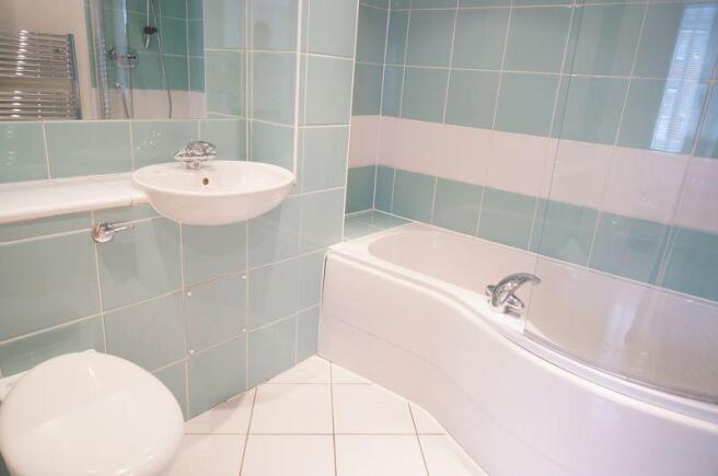 En-Suite to Be...