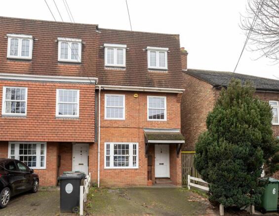 Handsworth Avenue, E4