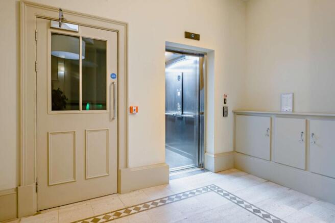 Lift & Stairs