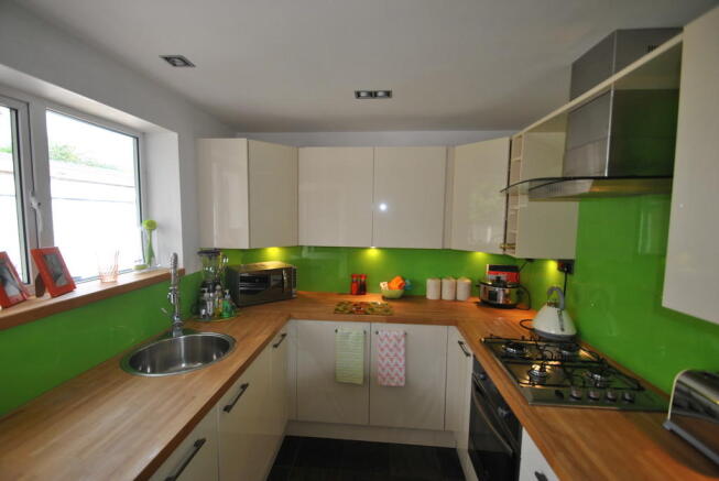 Photo 3