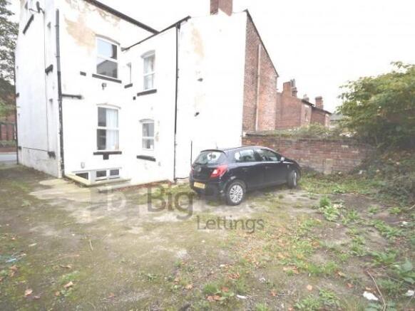 8 bed Terraced to rent Image 11