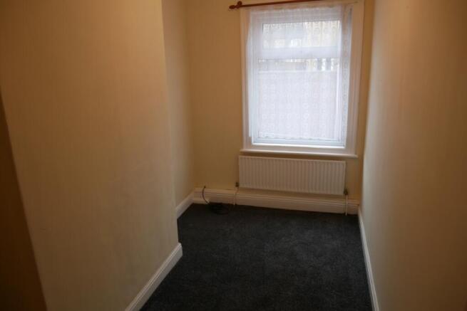 2 bed House to rent Image 10