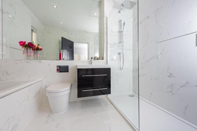 Master ensuite
