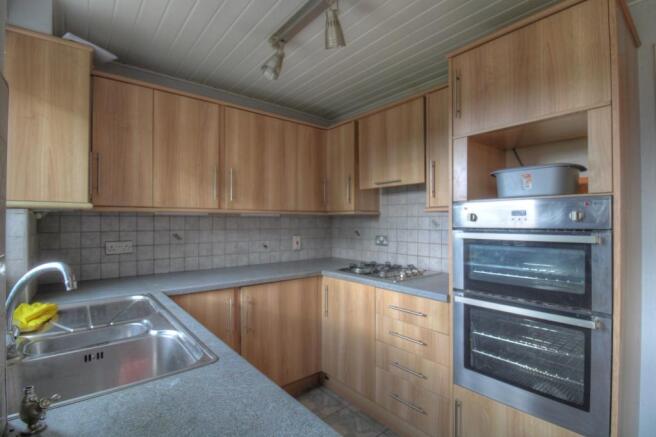 Kitchen b