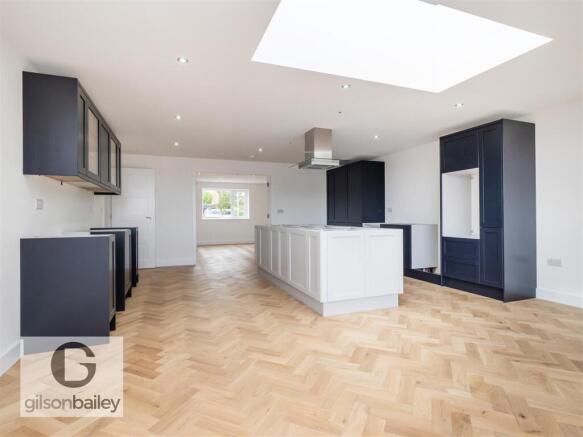73MeadowWay-23.jpg