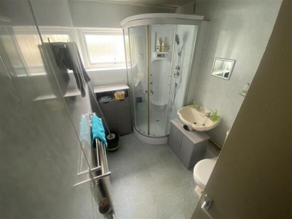 2 bed Apartment for sale Image 12