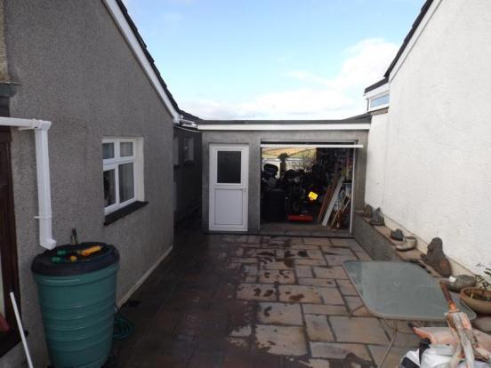 Patio/Garage