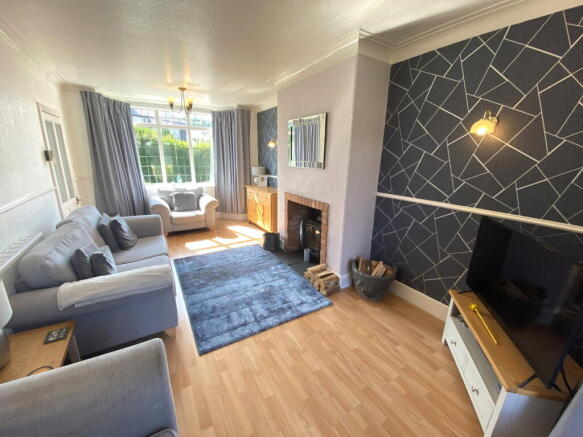 11 Mardale Avenue, Royton OL2 6UT photo 4