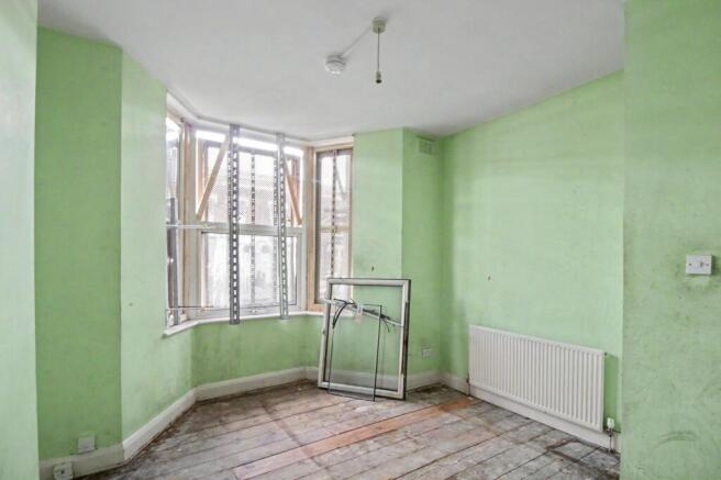 Ground Floor Flat, 393 High Road, London E11 4JT