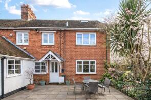 9, College Street, Petersfield GU31 4AE