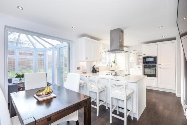 Kitchen/Dining Area