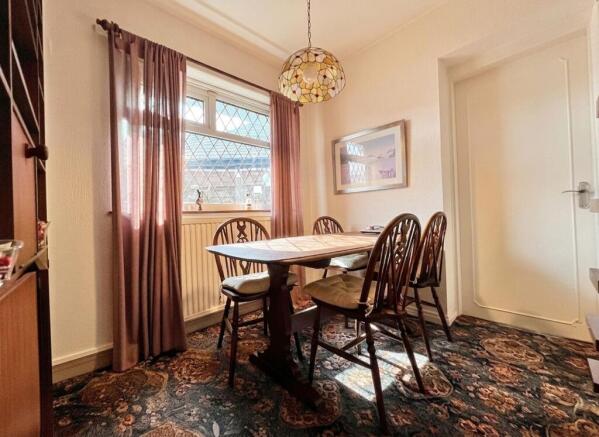 2 bed Semi-Detached Bungalow for sale Image 6