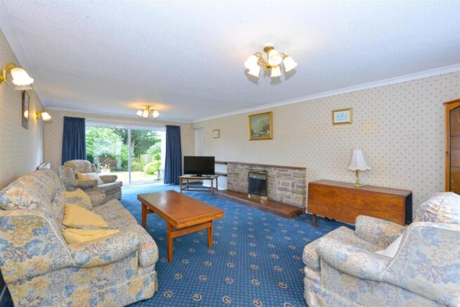 Beechwood Drive, Off Ellesmere Road, Shrewsbury photo 4