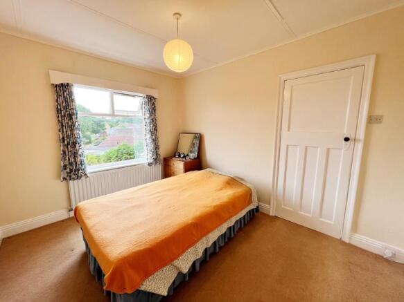 Bedroom 2 pic 2.jpg