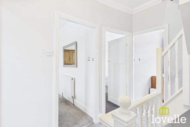 3 bed Terraced for sale Image 11