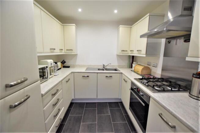 10 Millwright House - kitchen2.JPG