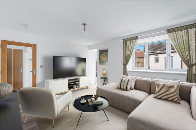4 bed Detached for sale Image 10