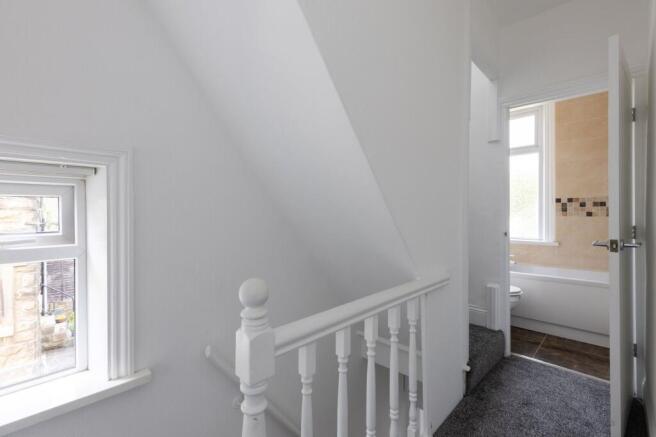 2 bed Terraced for sale Image 5