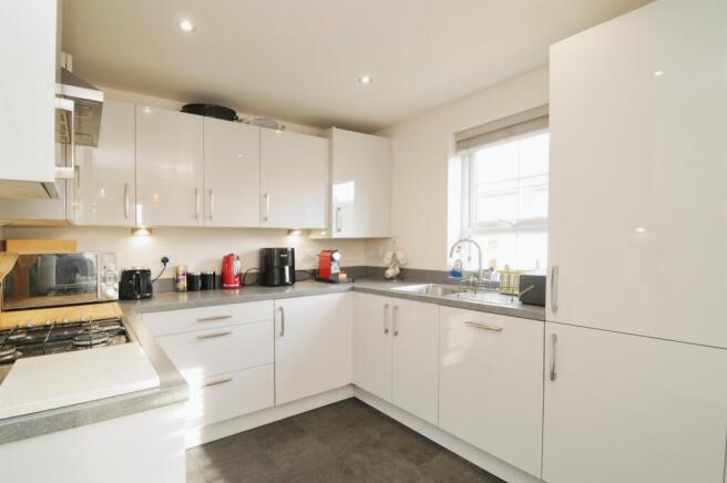 3 bed Detached for sale Image 4