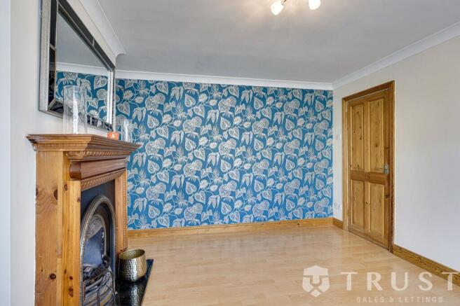 3 bed Semi-Detached for sale Image 5