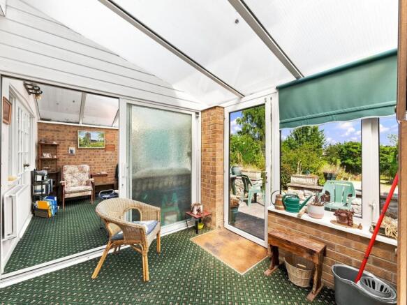 3 bed Semi-Detached for sale Image 8
