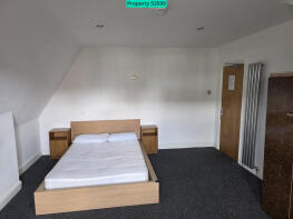 8, Conduit Road, Bedford MK40 1EQ