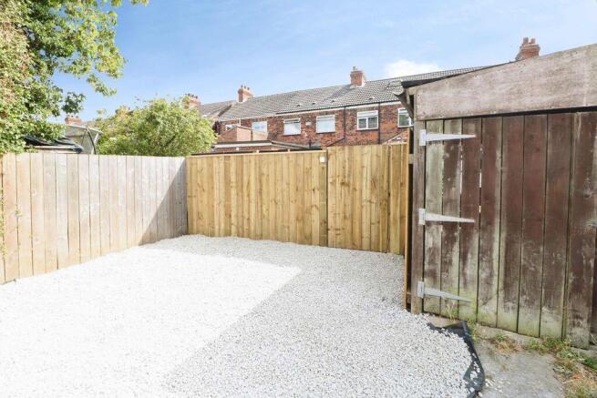 3 bed Terraced for sale Image 11