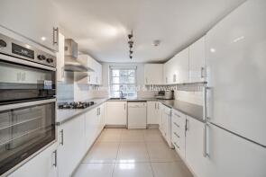 36, Hanover Gardens, London SE11 5TN