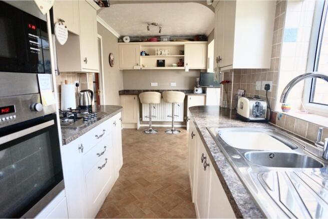 Kitchen / Diner