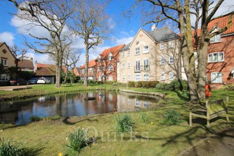 Handleys Court, Noak Bridge