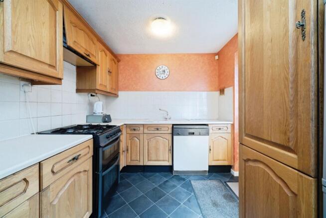 3 bed Bungalow for sale Image 5