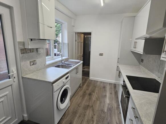 3 bed House for sale Image 7