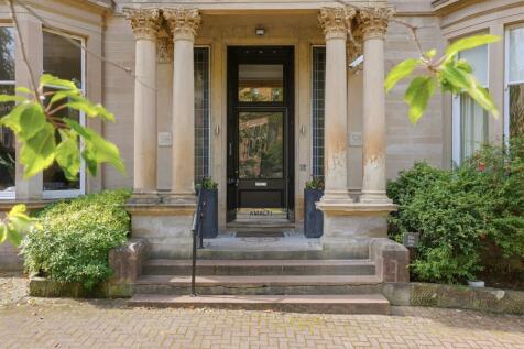 1/2 58 Cleveden Drive, Kelvinside, G12 0NX